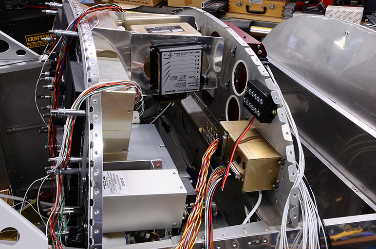 2009.01.19_-_RV-8_-_VP-200_CU_Wiring_Finalized_&_Labeled_(6).jpg