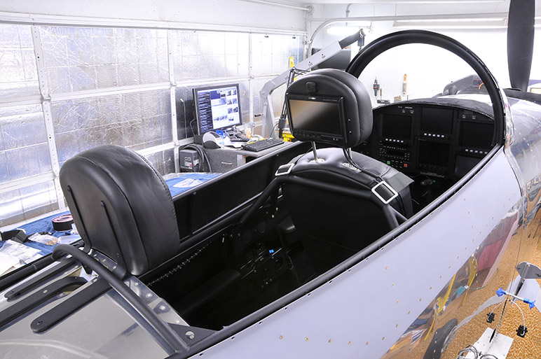 2010.01.19_-_RV-8_-_Canopy_Frame_Side_Panel_Labeling_&_Installation_Complete_(9).jpg