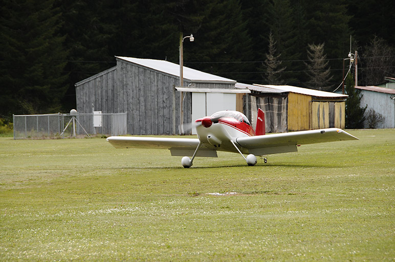2010.04.30_-_RV-8_-_Trip_To_Vernonia,_RV_Checkout_Day_2_-_Session_1_(14).jpg