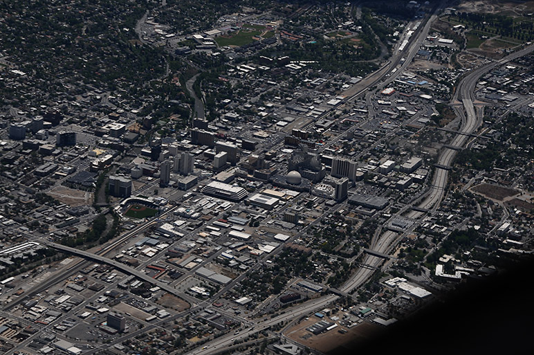 2010.06.05_-_RV-8_-_Trip_To_Lake_Tahoe_(63)_-_Downtown_Reno_From_11000ft.jpg