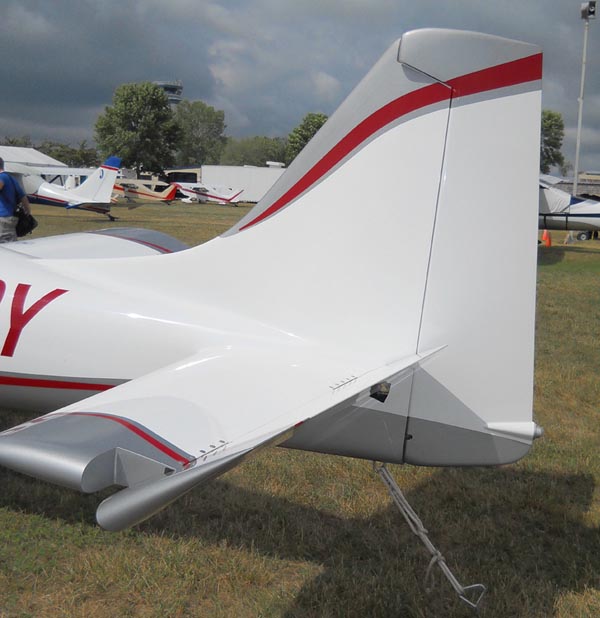RAndersonTR-4Tail.jpg
