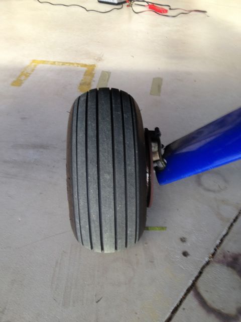 RV10tire.jpg